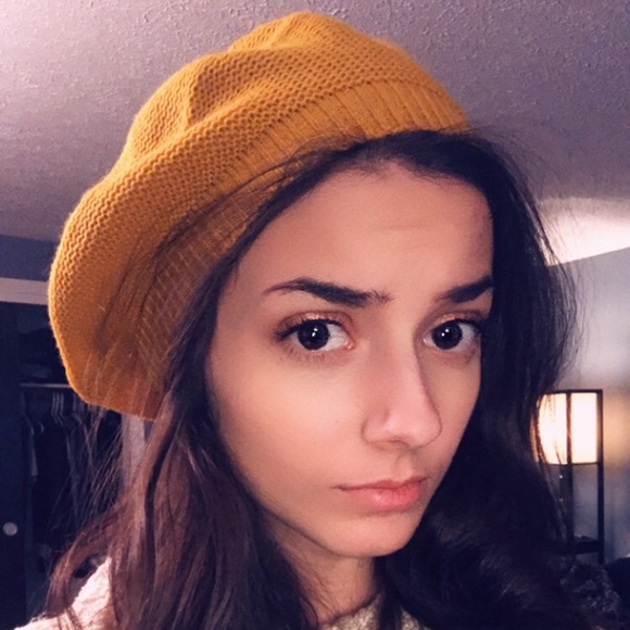 Charlotte Russe Accessories - Mustard Beret Hat- Excellent Condition- Like New